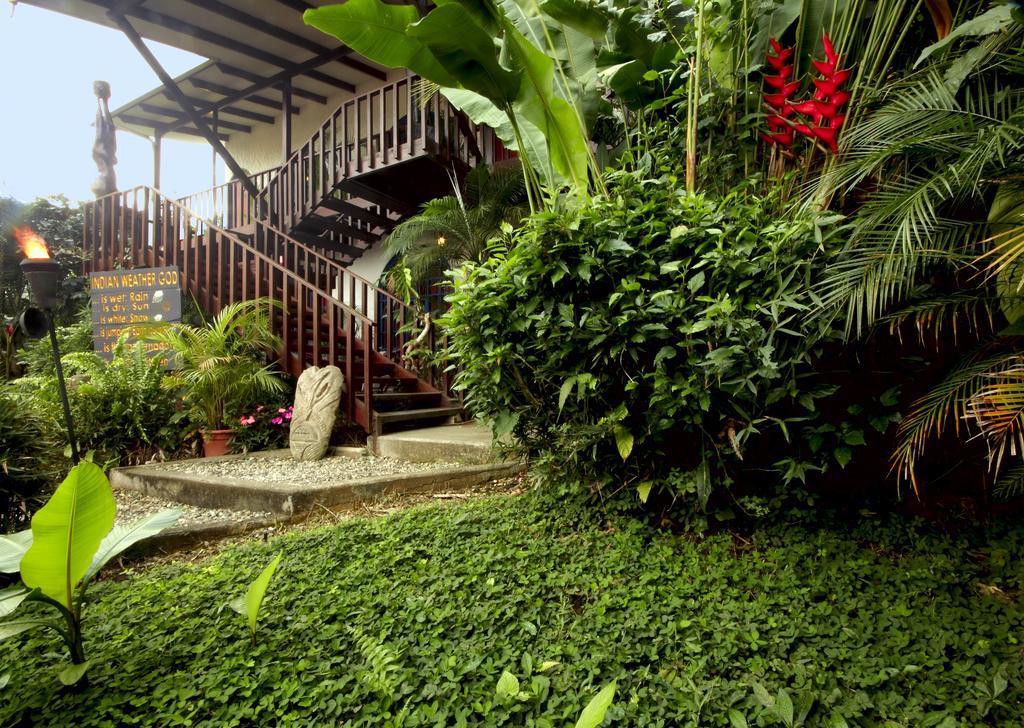 Orosi Lodge المظهر الخارجي الصورة